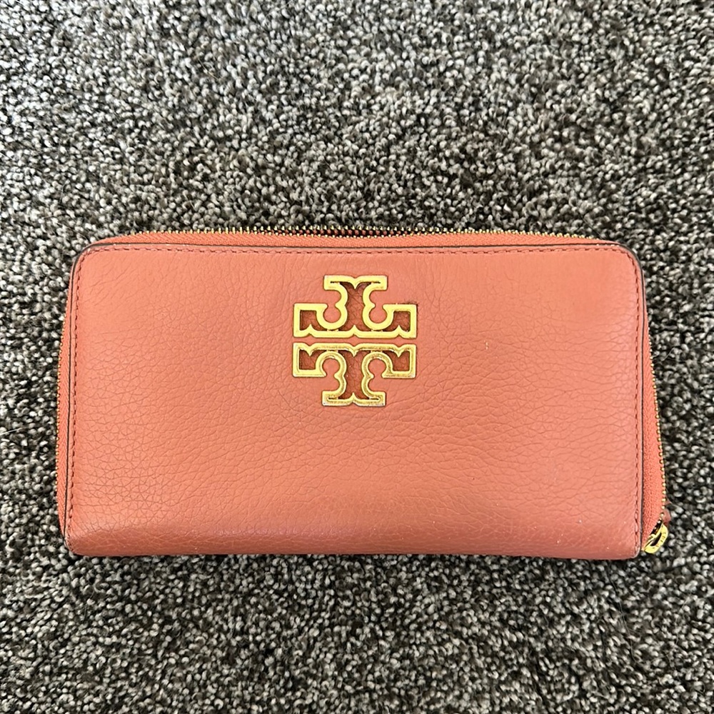 Tory Burch Wallet